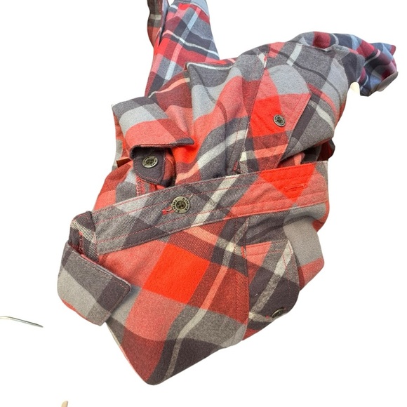 Simms Women's Red and Blue Gray Plaid Button Down Shirt - Picture 6 of 6